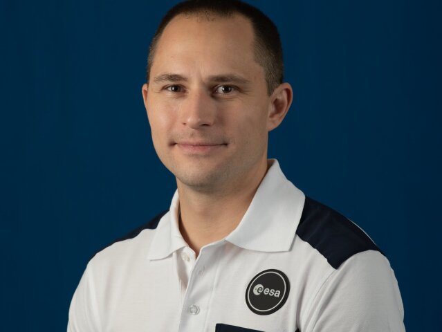 ESA Astronaut Class of 2022 Ales Svoboda pillars