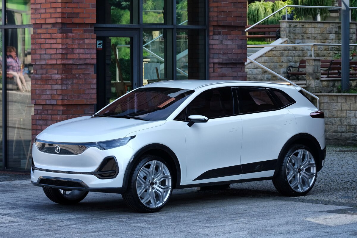 Izera - elektromobil Poľsko 2022