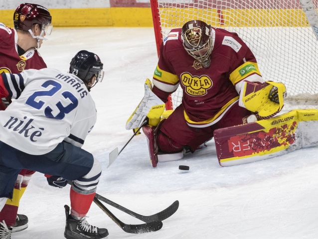 SR Hokej Extraliga 20. kolo Slovan Trenčín BAX