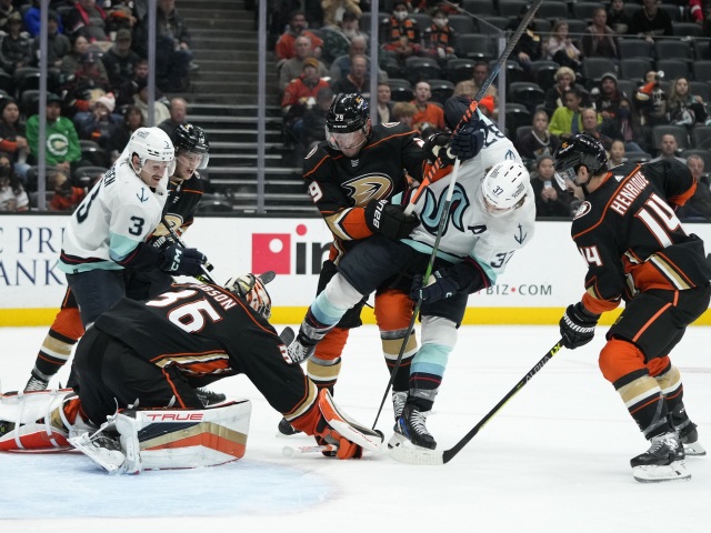 Anaheim - Seattle