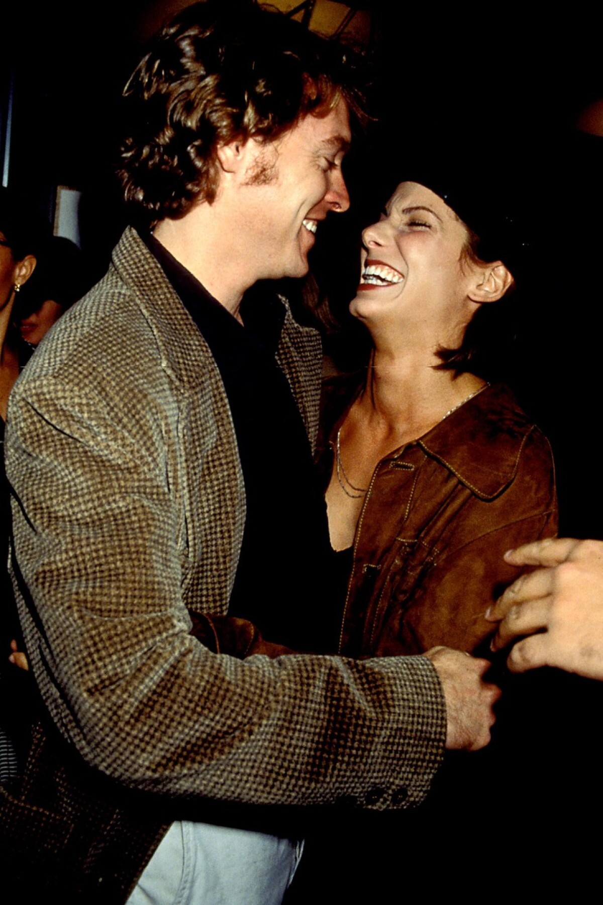 Sandra Bullock a Tate Donovan v roku 1993.