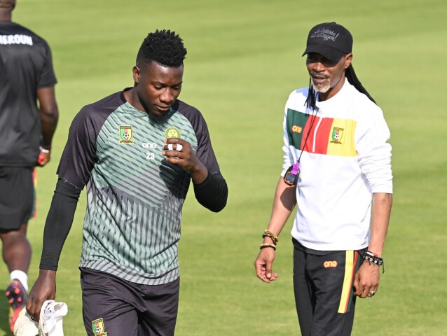 Rigobert Song a Andre Onana.