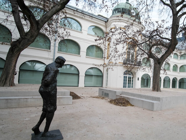 SNG prehliadka rekonštrukcia