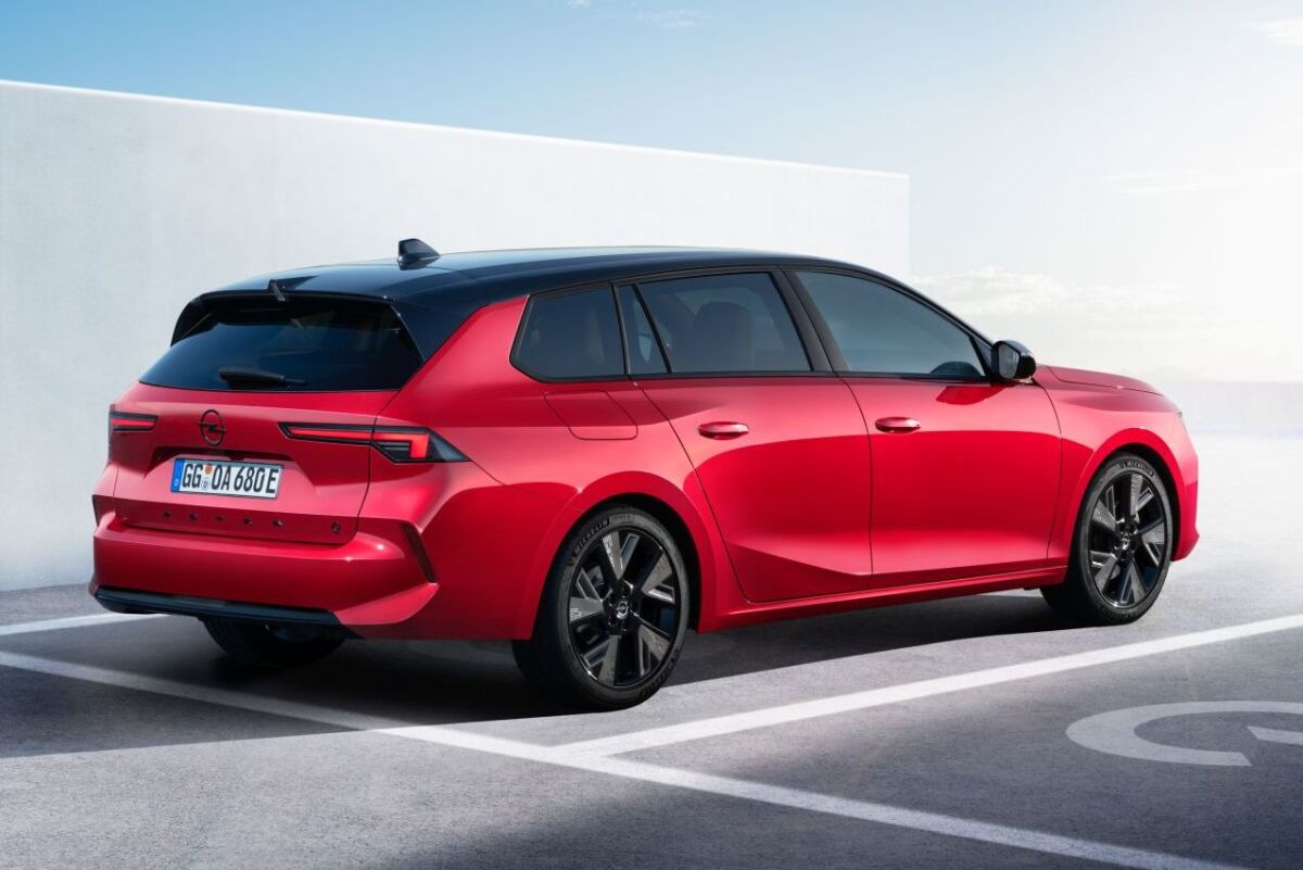 Opel Astra Electric - 2022