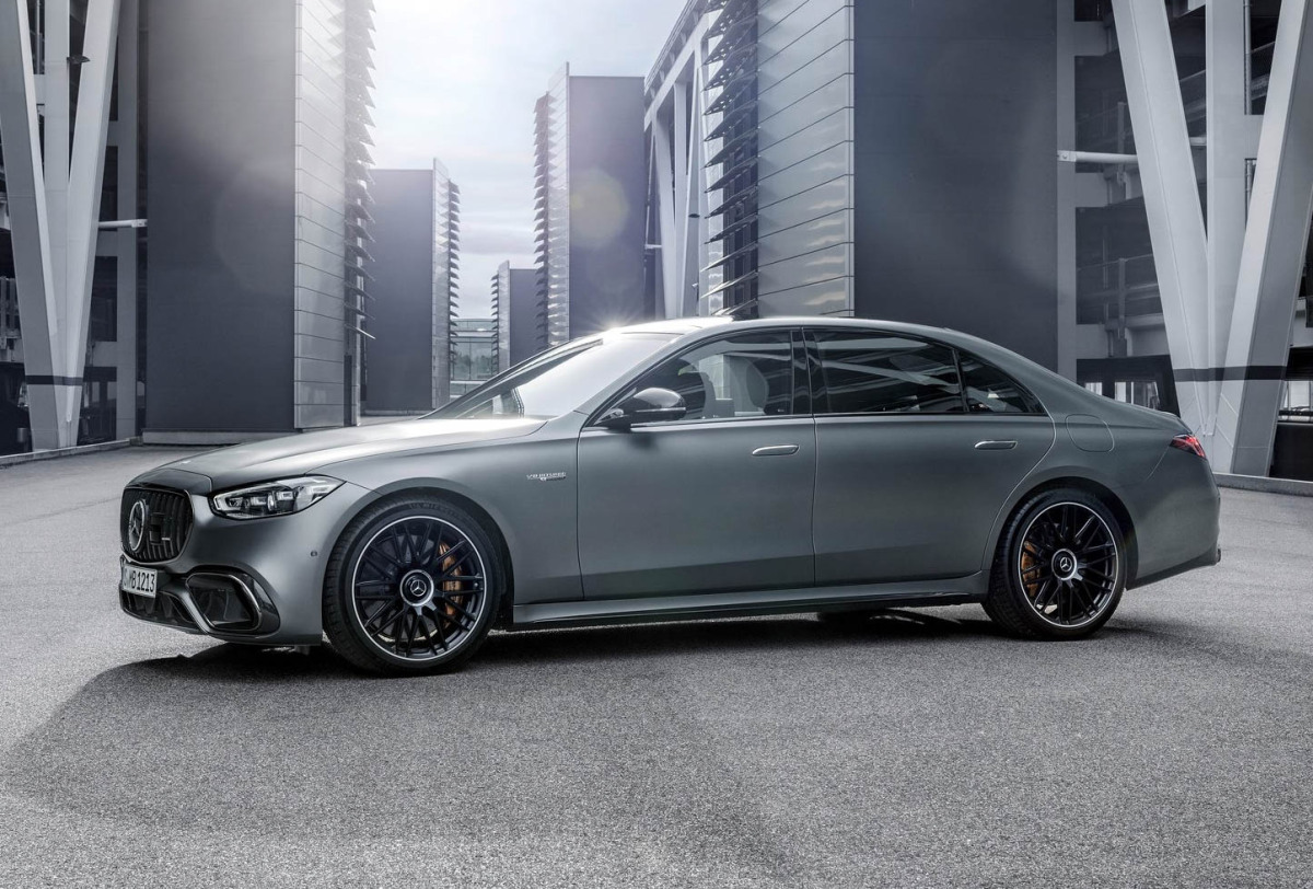 Mercedes-Benz S63 AMG E Performance - 2022