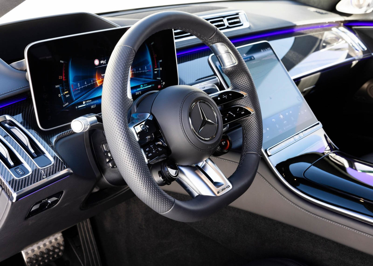 Mercedes-Benz S63 AMG E Performance - 2022