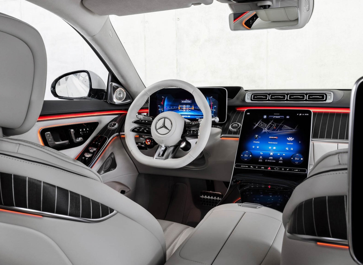 Mercedes-Benz S63 AMG E Performance - 2022