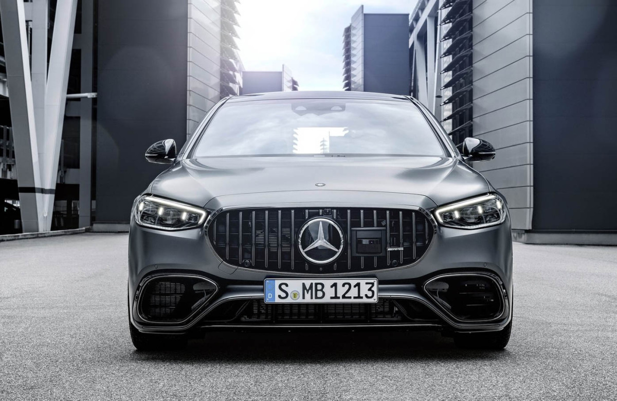 Mercedes-Benz S63 AMG E Performance - 2022