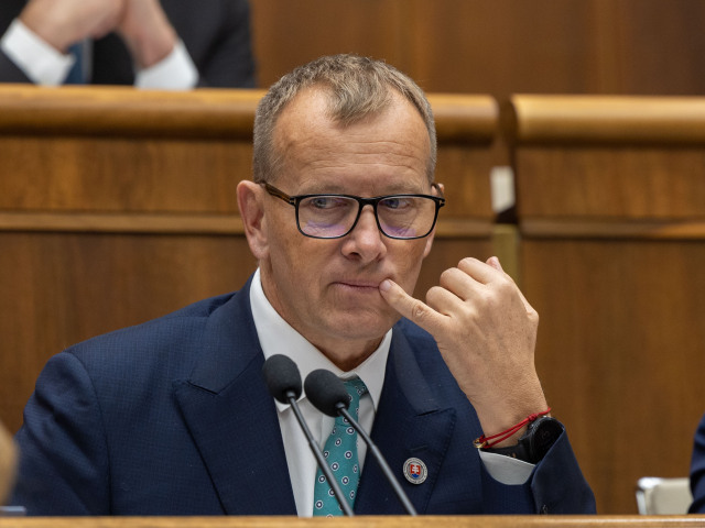 Boris Kollár, Sme rodina, parlament, odvolávanie vlády Eduarda Hegera
