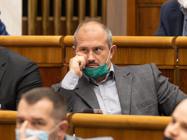parlament, Kotleba,