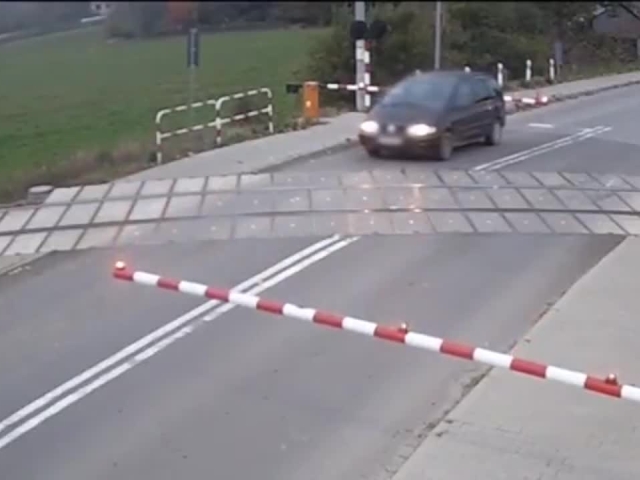 závora, vlak