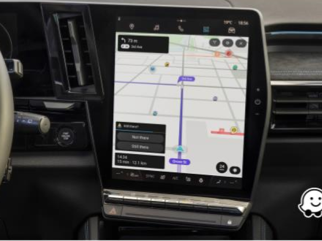 Renault - aplikácia Waze