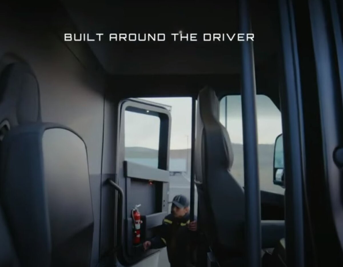 Tesla Semi - 2022