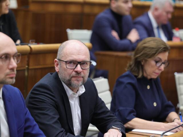 odvolávanie vlády Eduarda Hegera