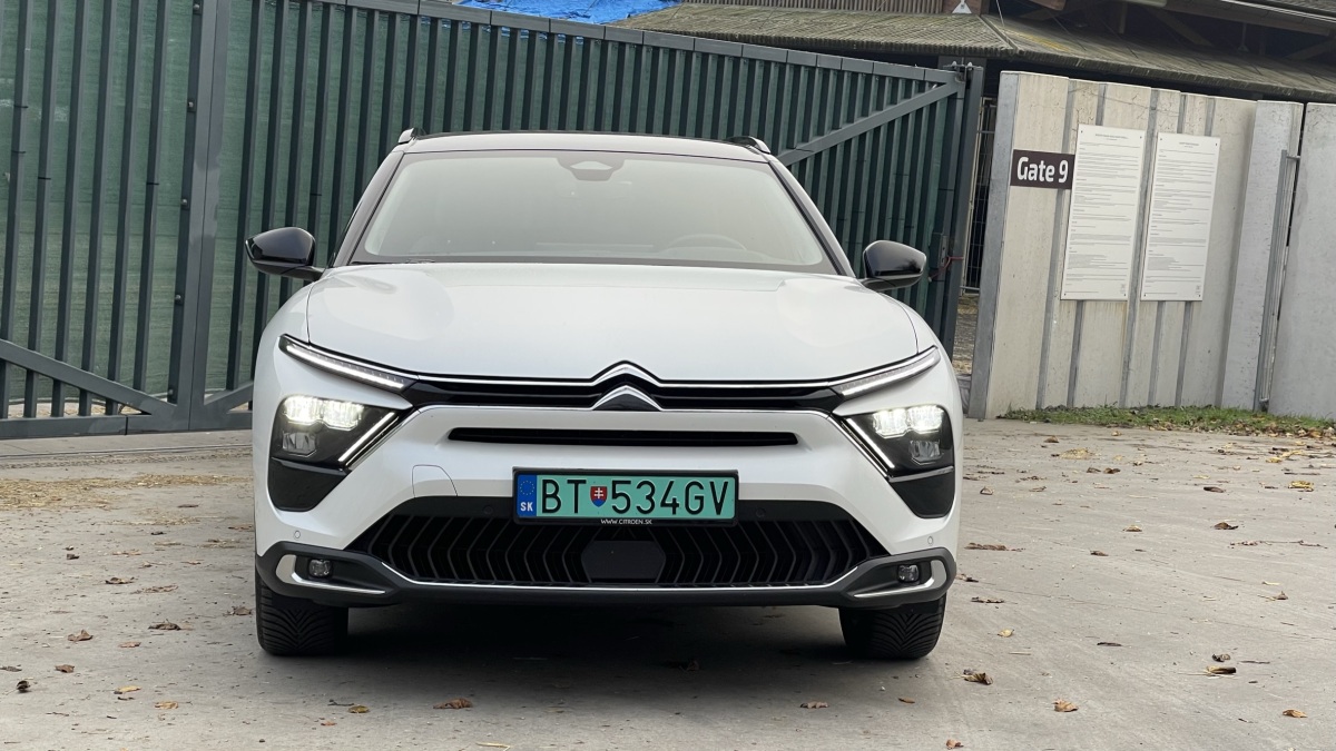 Citroën C5 X Plug-in Hybrid 225 ë-EAT8 (2022)
