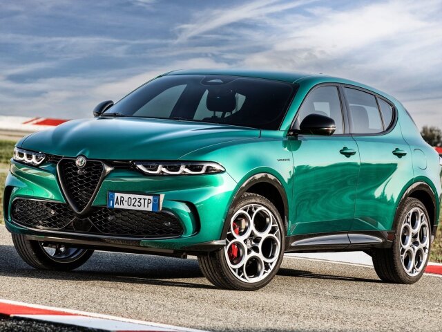 Alfa Romeo Tonale Plug-In Hybrid Q4 - 2022