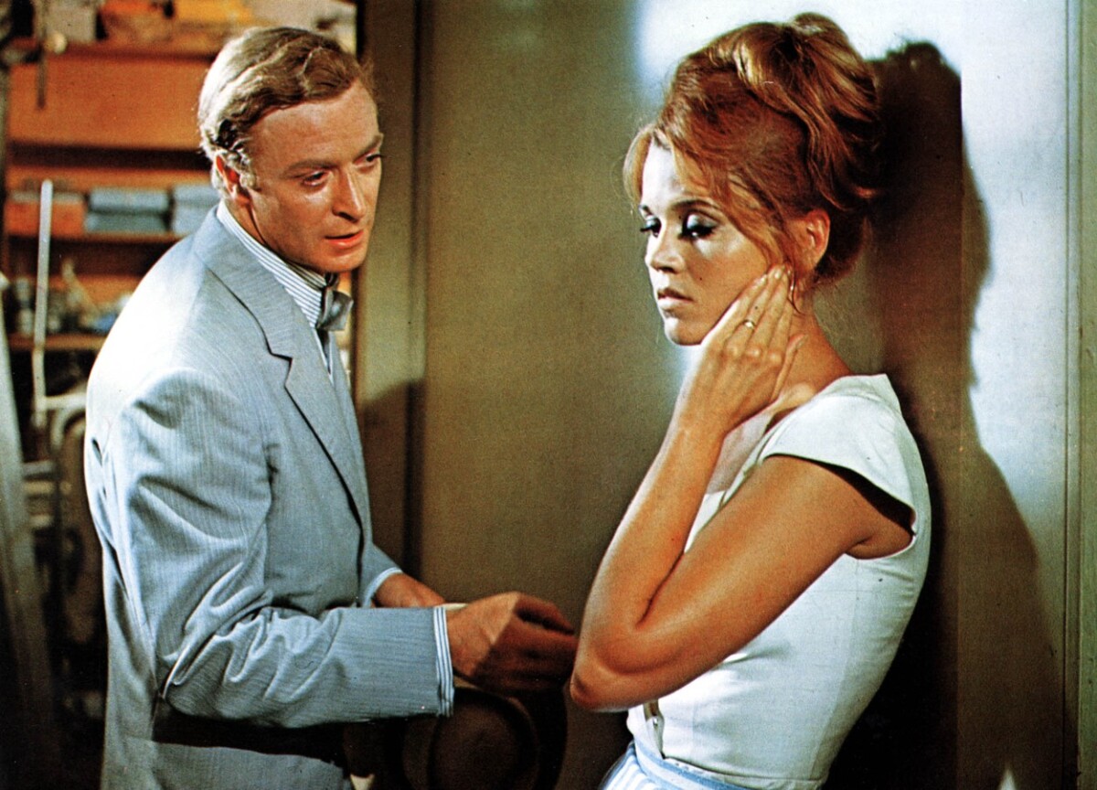 Keď prichádza noc, Jane Fonda