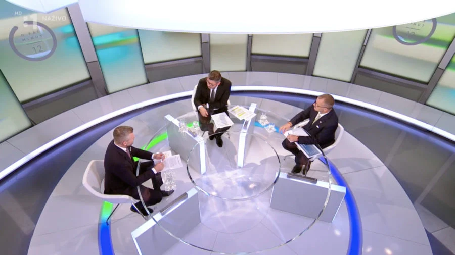 Predseda Hlasu-SD Peter Pellegrini a predseda Sme rodina Boris Kollár v relácii O 5 minút 12.
