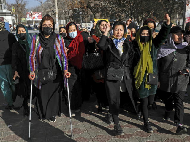 Afganistan, ženy, protest, štúdium, zákaz, Taliban