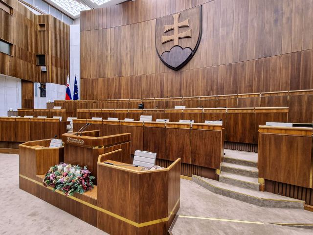NRSR, budova, parlament, história, stavba