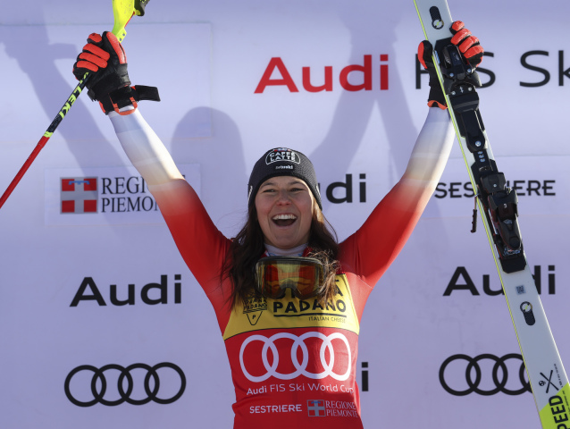 05. Wendy Holdenerová