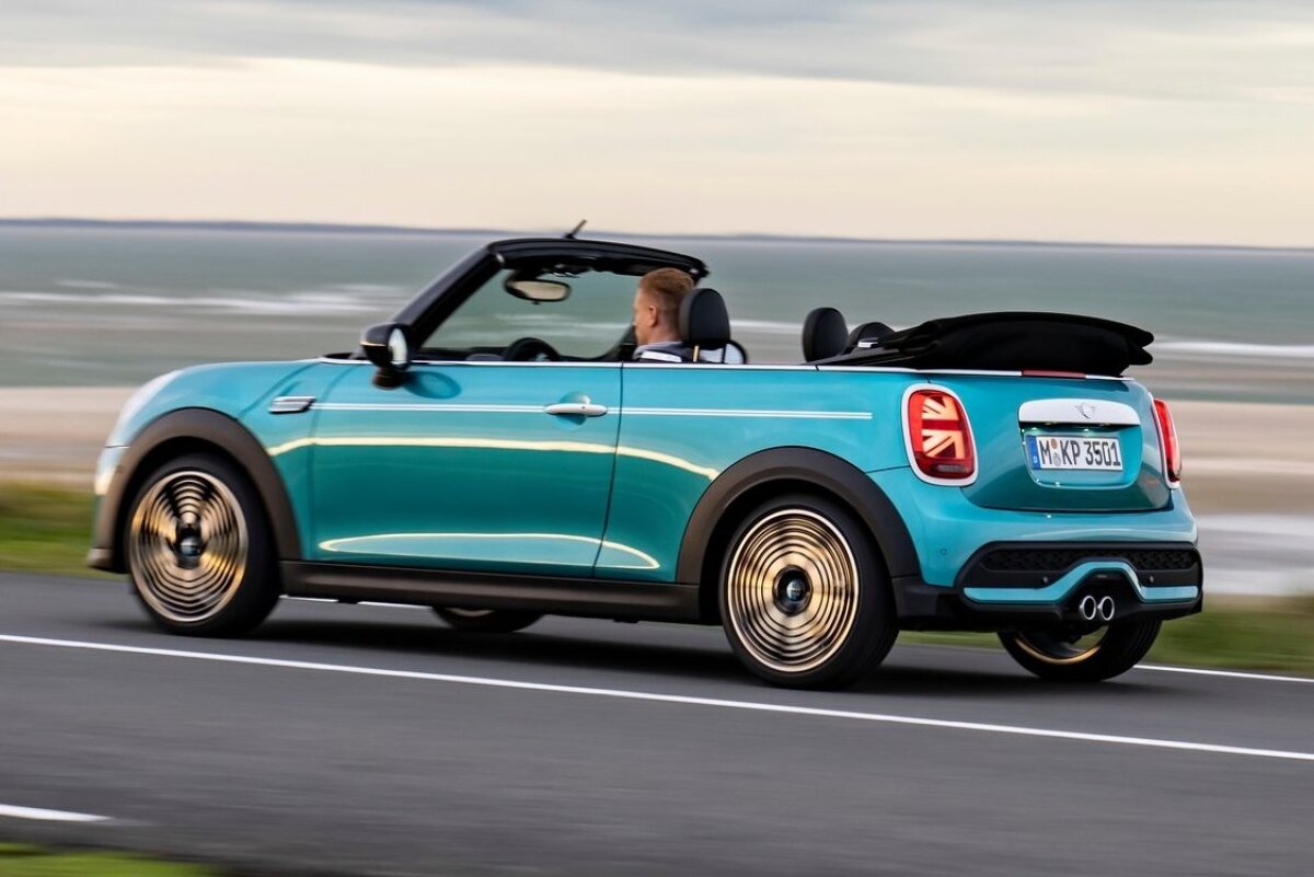 Mini Cooper S Convertible Seaside Edition - 2023