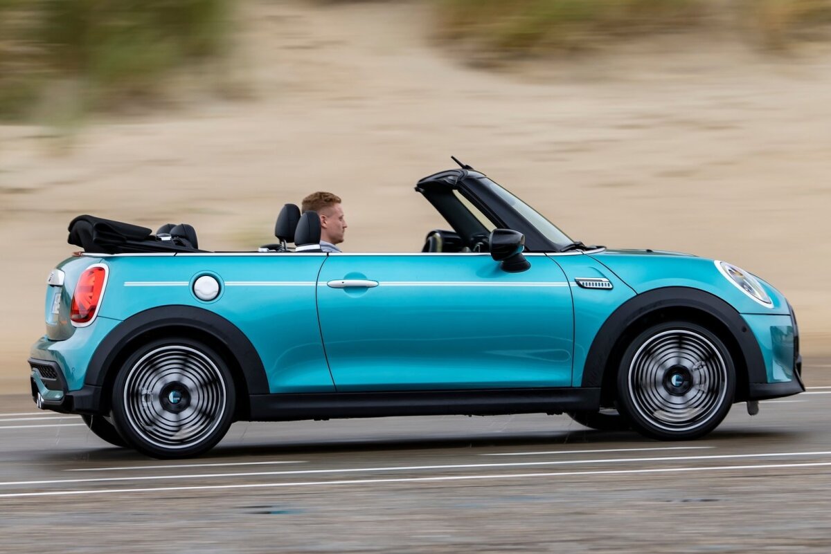 Mini Cooper S Convertible Seaside Edition - 2023