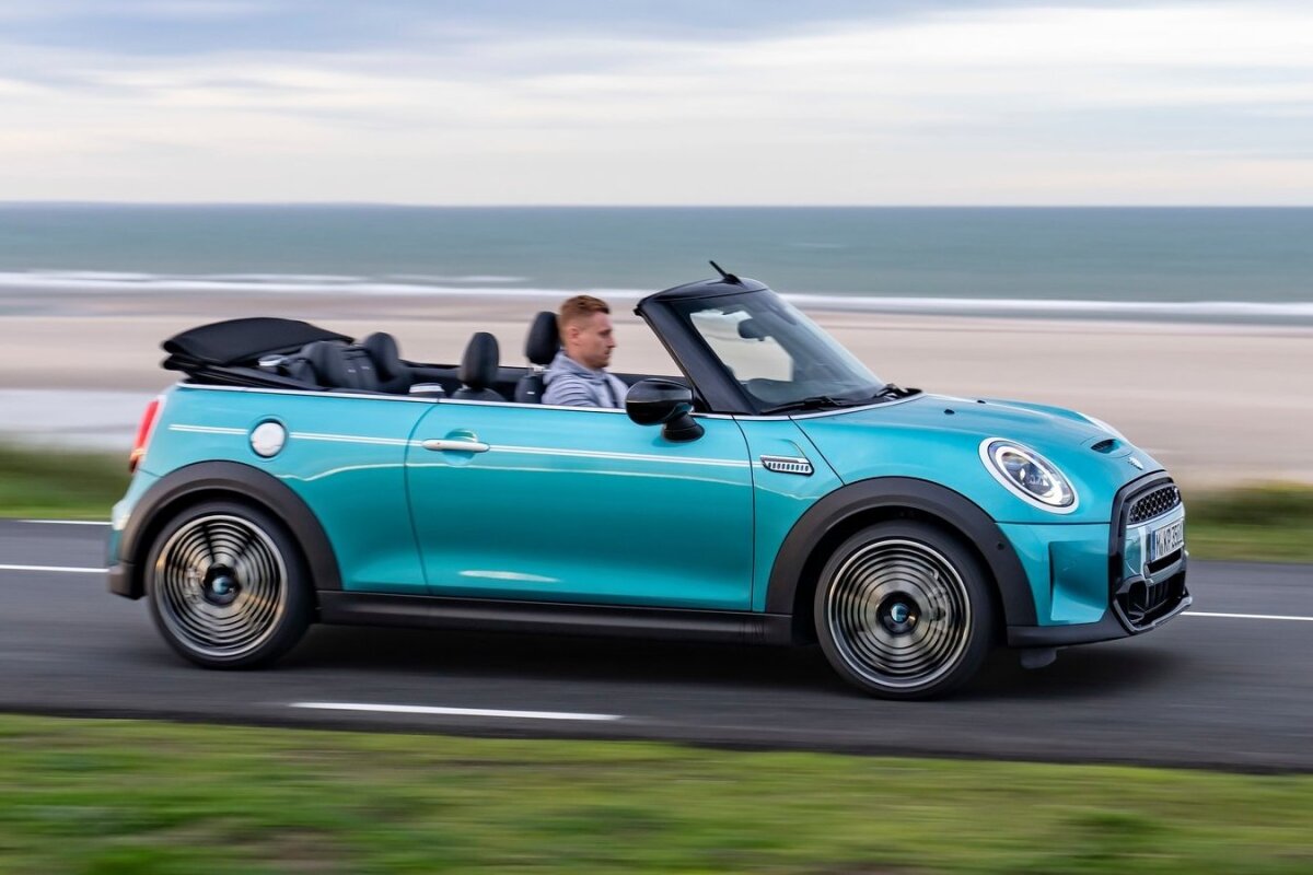Mini Cooper S Convertible Seaside Edition - 2023