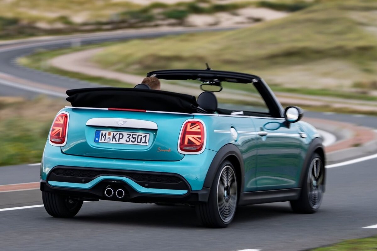 Mini Cooper S Convertible Seaside Edition - 2023