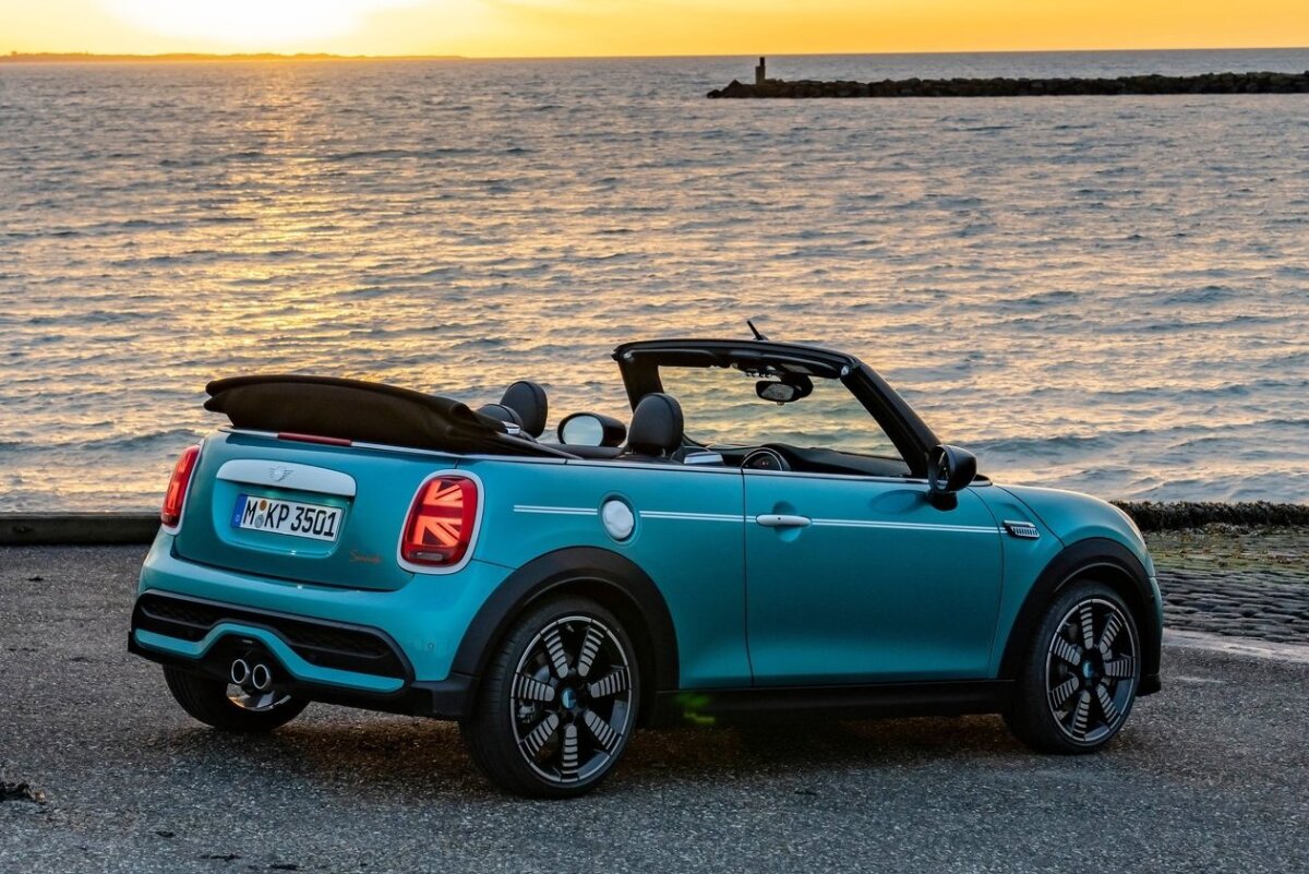 Mini Cooper S Convertible Seaside Edition - 2023