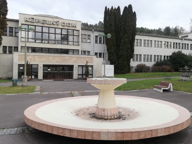 kupele sliač