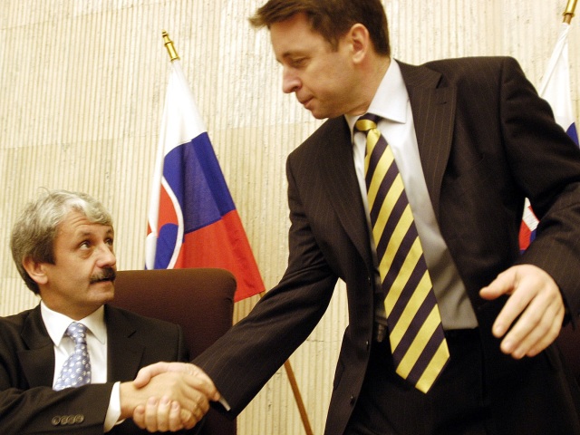 Mikuláš Dzurinda a Ivan Mikloš z roku 2004.