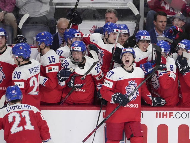 Kanada Hokej MS20 Semifinále Česko Švédsko