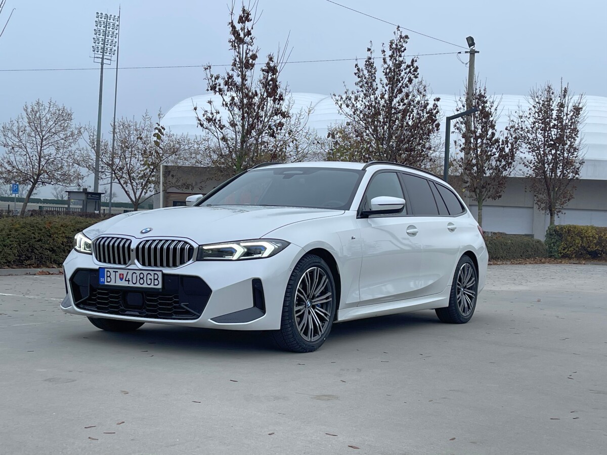 BMW 320d xDrive Touring (2023)