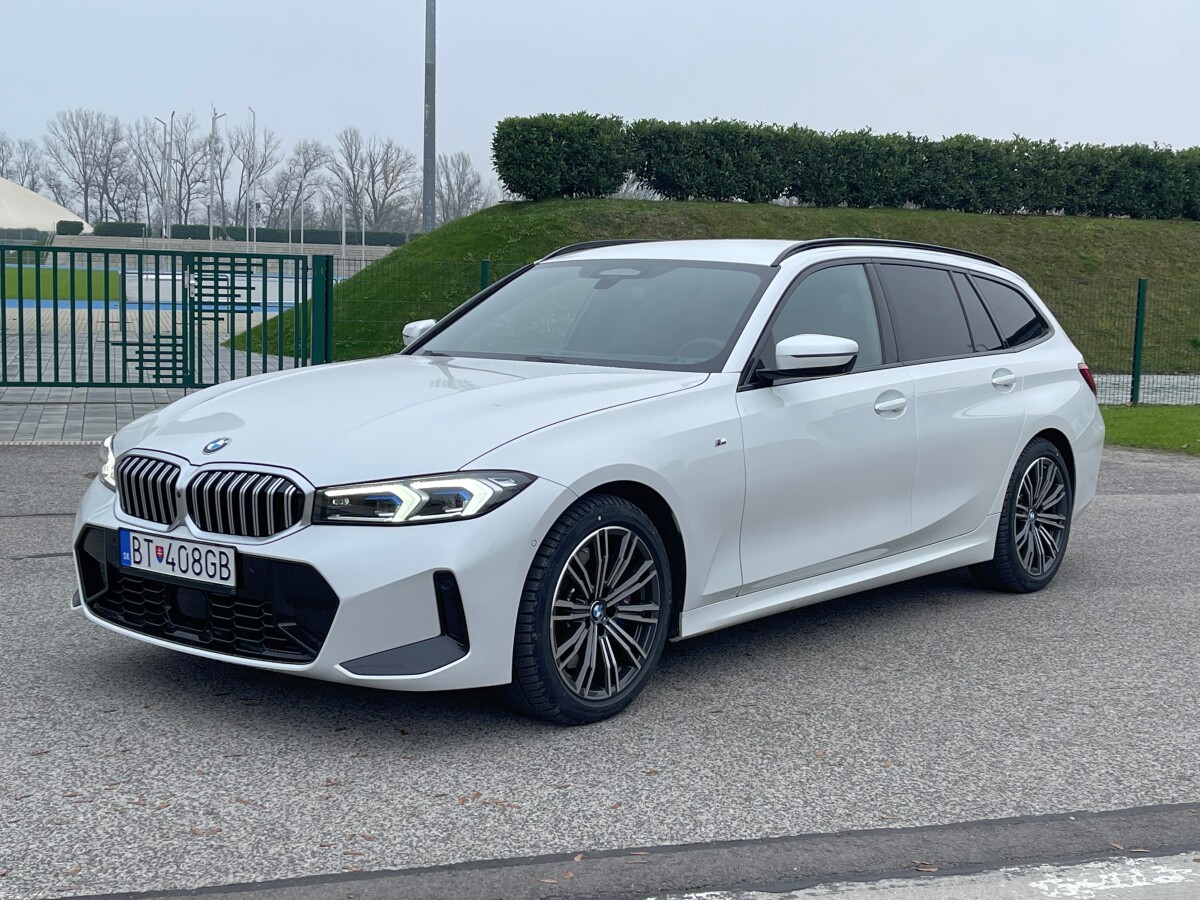 BMW 320d xDrive Touring (2023)