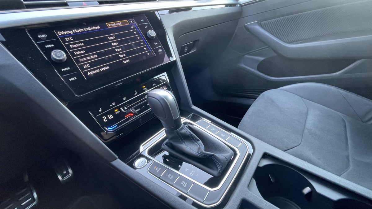 Volkswagen Arteon SB R 2.0 TSI 320k DS7 4M (2023)