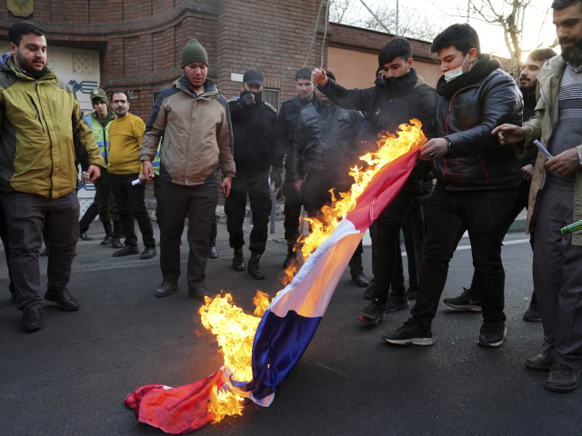 Charlie Hebdo / Iránski duchovní / Ajatolláh Ali Chameneí / 