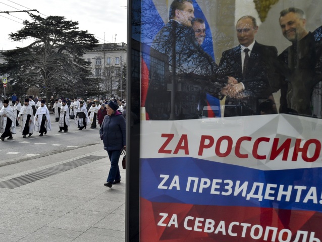 Putin / Ukradnuté ukrajinské regióny / Sevastopoľ /