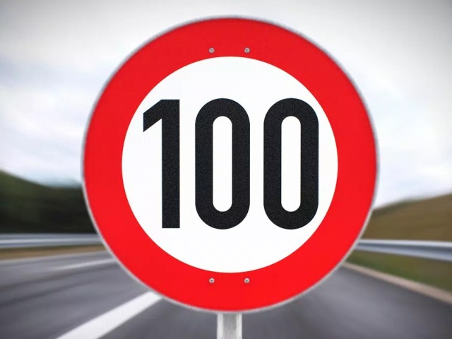 Značka - 100 km/h