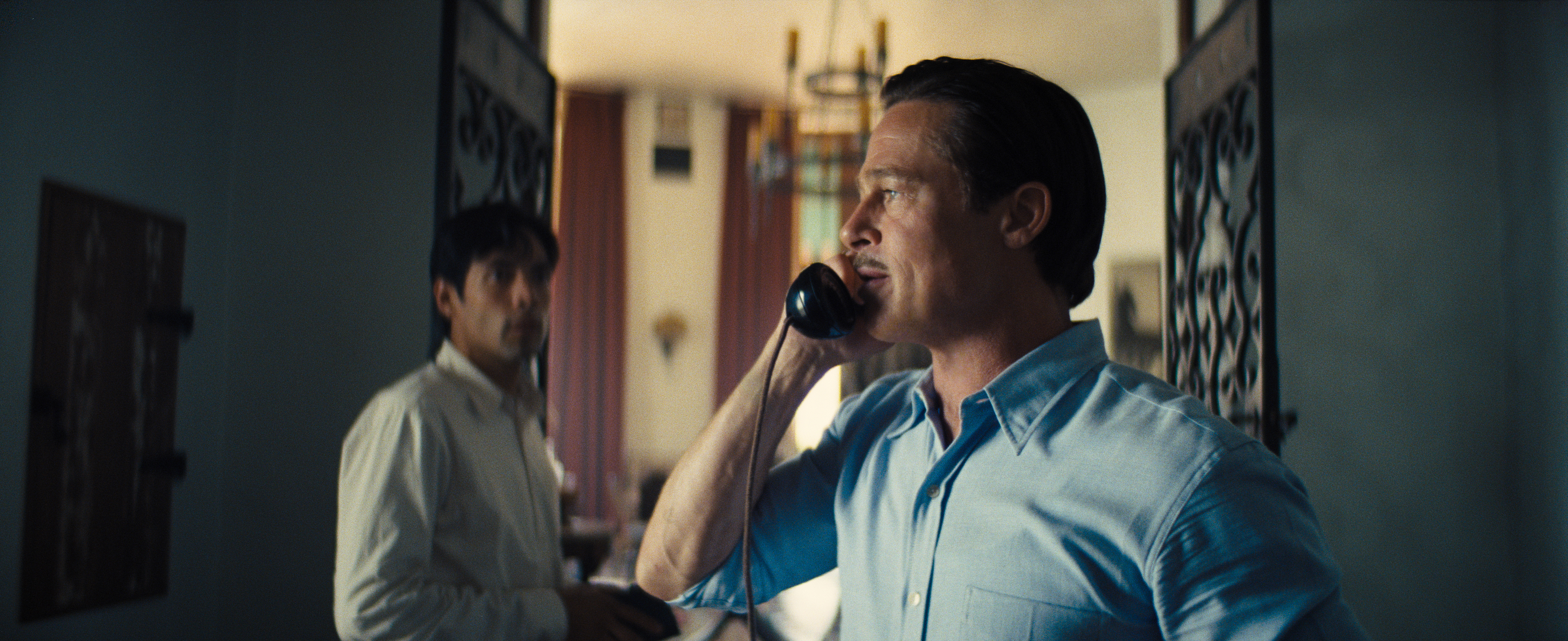 Brad Pitt stvárňuje v snímke Babylon Jacka Conrada.