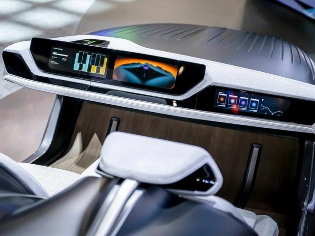 Chrysler - infotainment Synthesis 2023