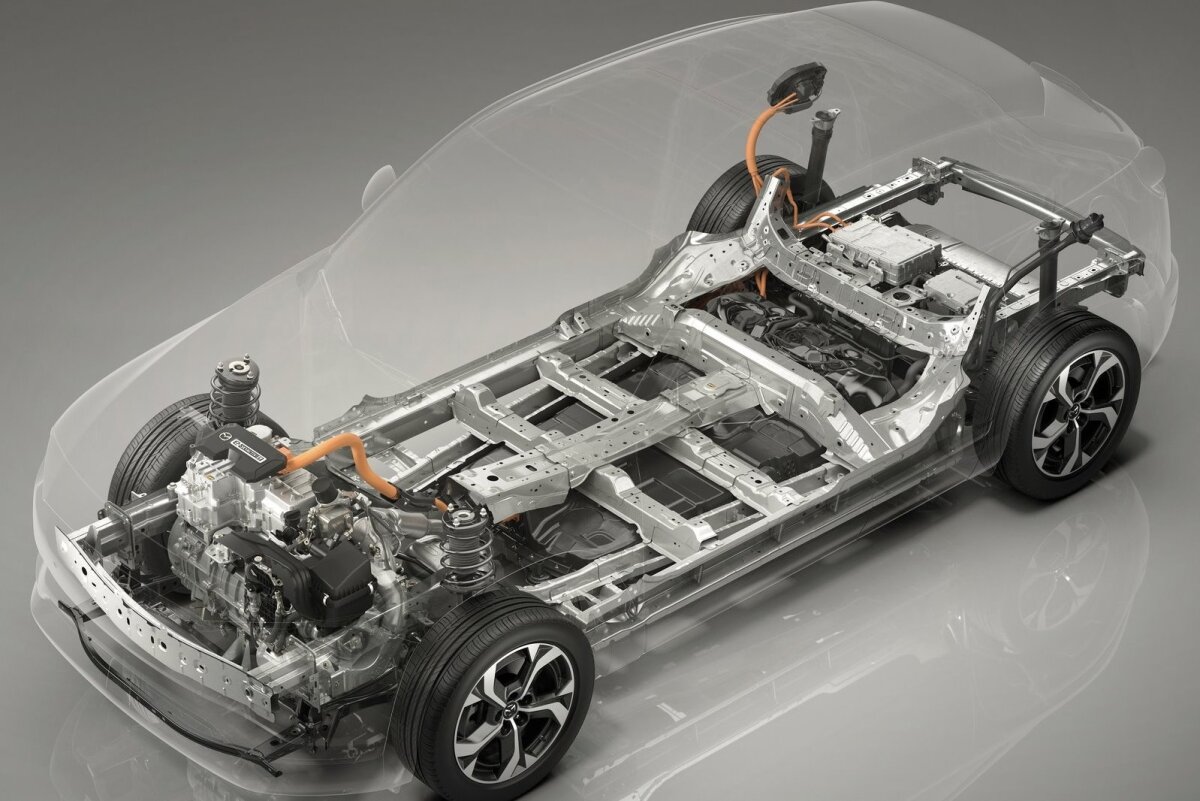 Mazda MX-30 e-Skyactiv R-EV - 2023