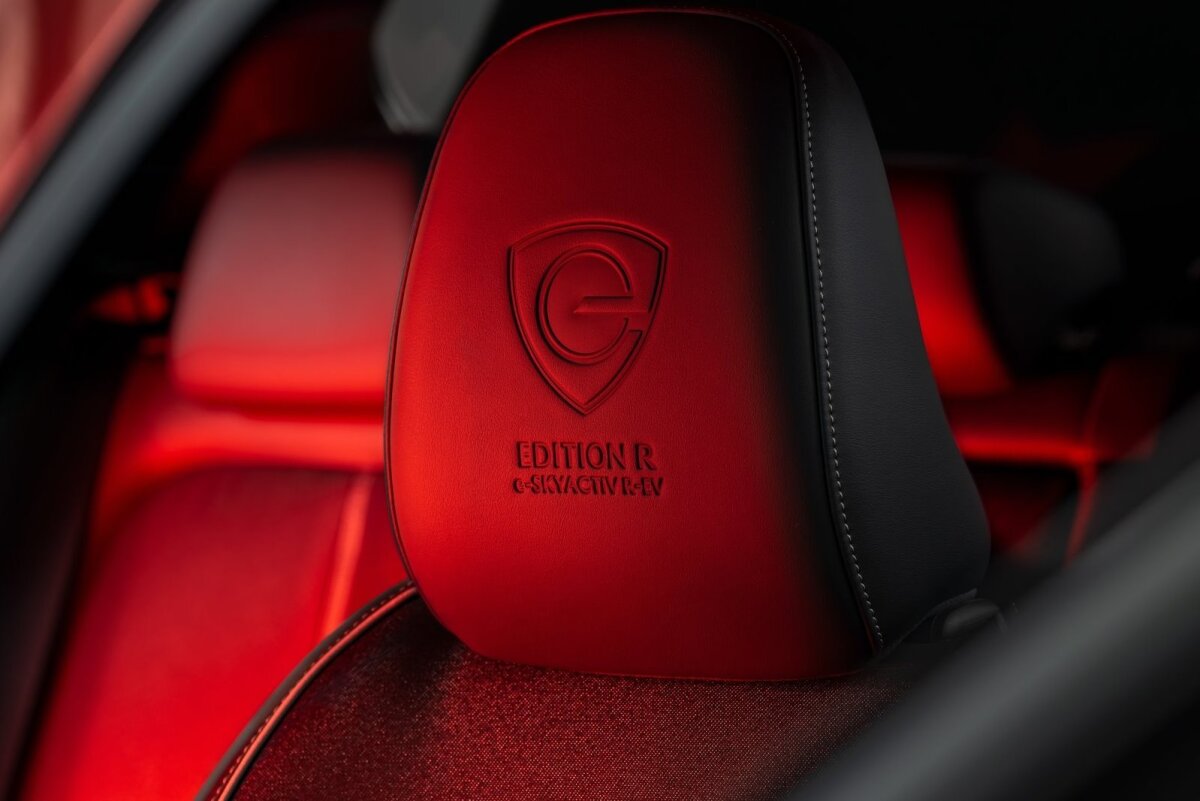 Mazda MX-30 e-Skyactiv R-EV - 2023