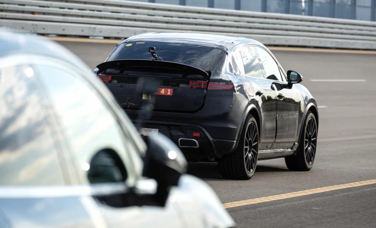 Porsche Macan - testy prototypov 2023