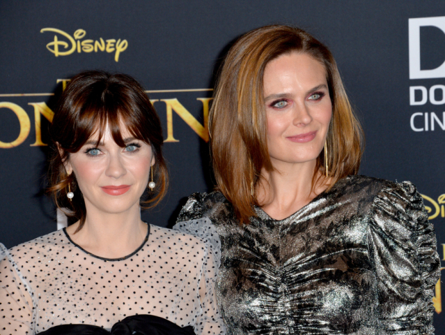 Zooey Deschanel  a jej sestra Emily Deschanel