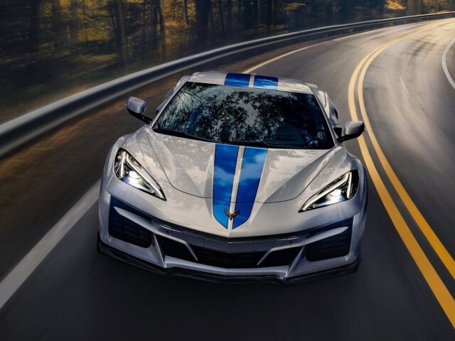 Chevrolet Corvette E-Ray - 2023