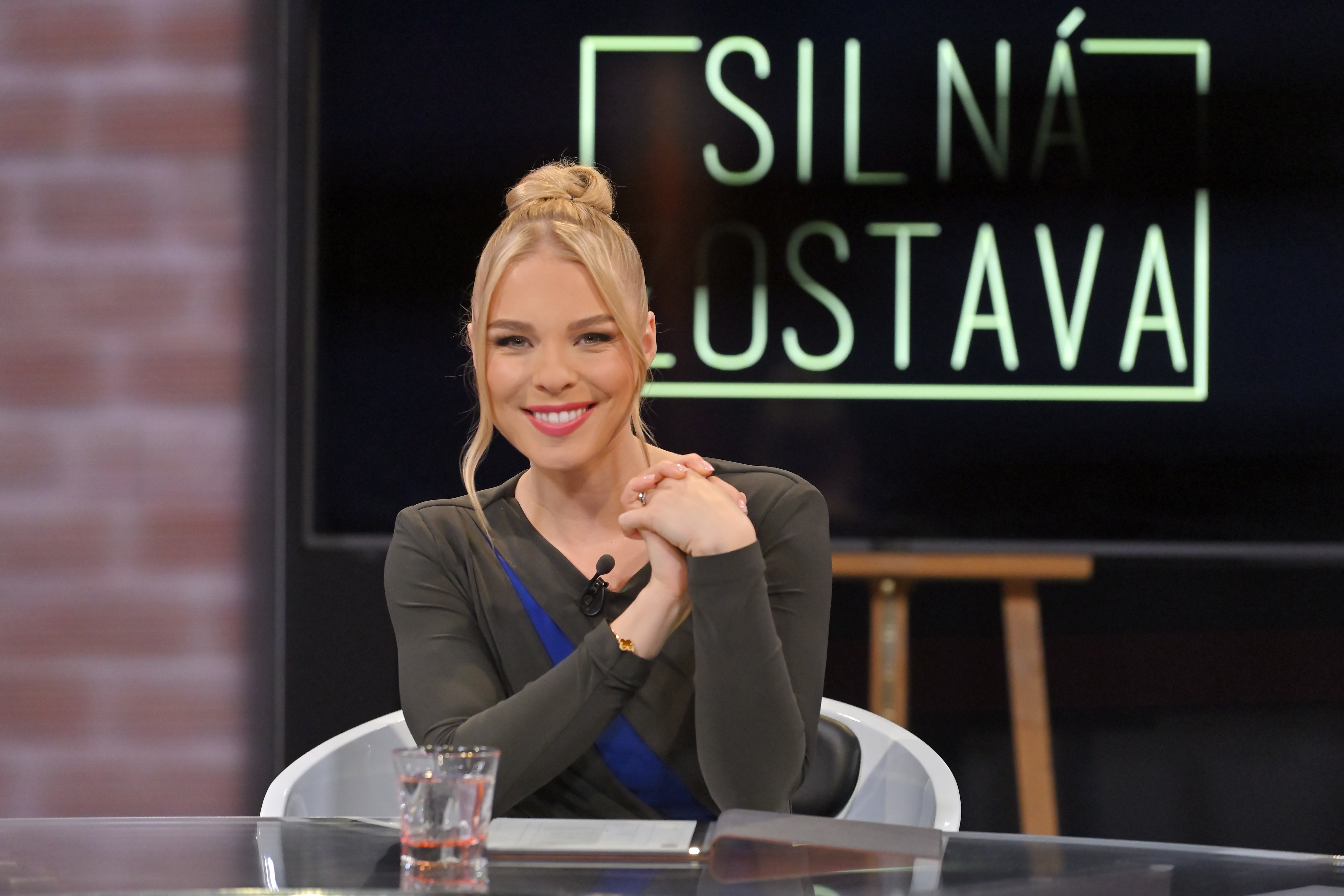 Moderátorka Silnej zostavy Veronika Cifrová Ostrihoňová.