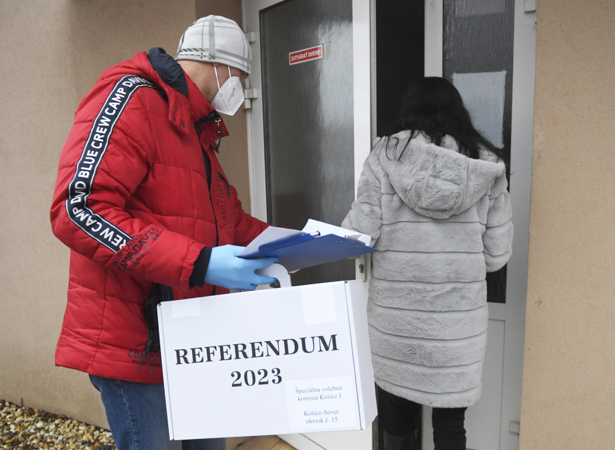 SR referendum23 hlasovanie Košice KEX
