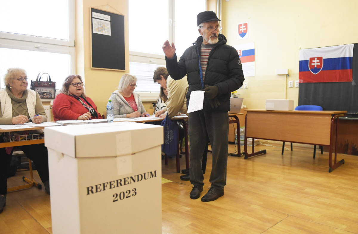SR referendum23 hlasovanie Košice KEX
