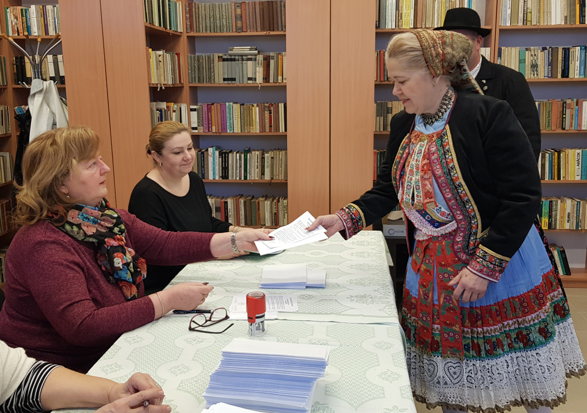 SR referendum23 hlasovanie Martovce NRX